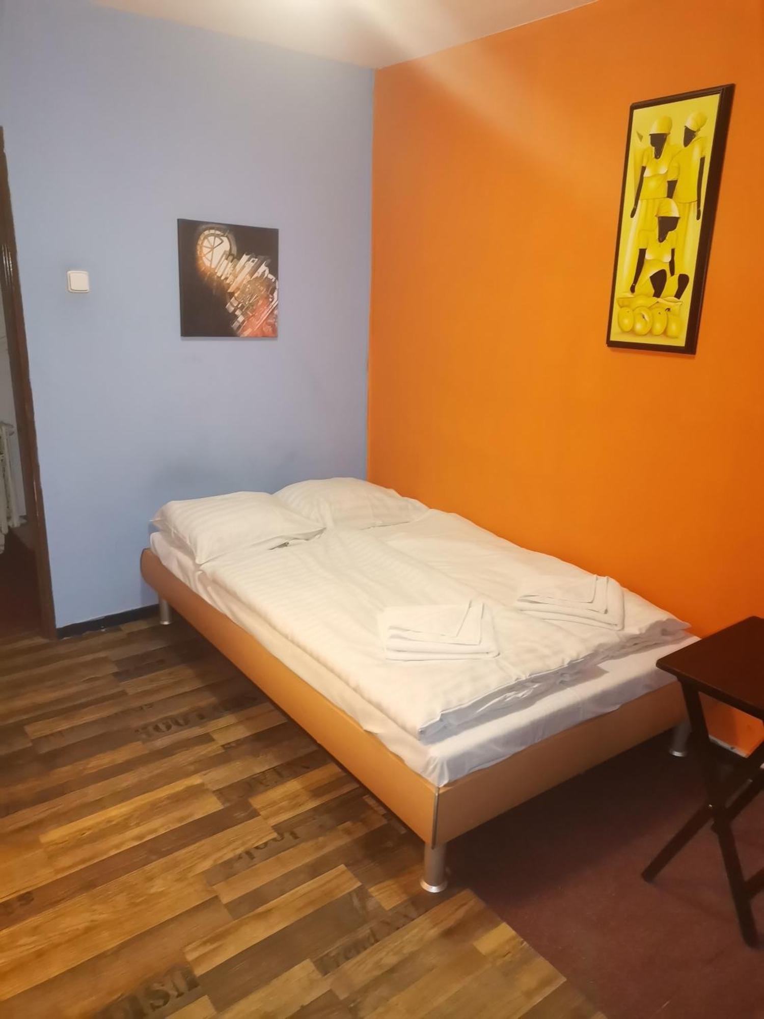 Dobbeltværelse med eget badeværelse